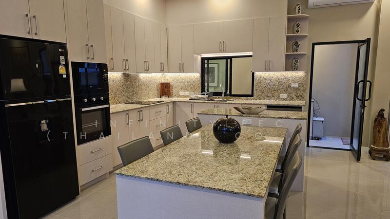 (Office)ขายบ้านพลูวิลล่าหลังใหญ่ในพัทยา ตกแต่งอย่างดีพร้อมเฟอร์นิเจอร์ ใกล้สถานที่ท่องเที่ยว, Chon Buri (Pattaya), Nong Pru, Bang Lamung (Pattaya), Chon Buri (Pattaya), 4 Bedrooms, 250 sqm, Villa For Sale, by Infinity EEC (Thailand) Co., Ltd., 11848049 - DDproperty.com