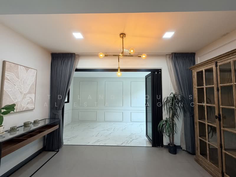 VIVE Bangna KM.7, Samut Prakan, Bang Na - Trat Road, Bang Kaeo, Bang Plee, Samut Prakan, 3 Bedrooms, 225 sqm, Townhouse For Sale, by YTD Land&houses Real Estate Agency, 11848064 - DDproperty.com