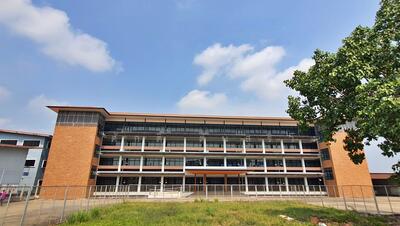 ขาย - ขายอาคารสำนักงาน 2,500 ตรม. ใกล้รถไฟฟ้าสายสีเหลือง สถานี ศรีนครินทร์ 38 เพียง 300 เมตรเท่านั้น, กรุงเทพ