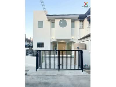 ขาย - ชมเดือน 3 Chomduean 3, กรุงเทพ