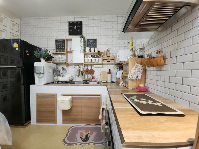 ขายบ้านชั้นเดียว โพธิ์กลาง เมืองโคราช | บ้านดีไซน์สวย พื้นที่กว้าง จัดผังเป็นสัดส่วน โซนทำงาน–สวน, นครราชสีมา, โพธิ์กลาง, เมืองนครราชสีมา, นครราชสีมา, 200 ตร.ม., บ้านเดี่ยว ขาย, โดย คุณเอ็มมี่, 11850272 - DDproperty.com