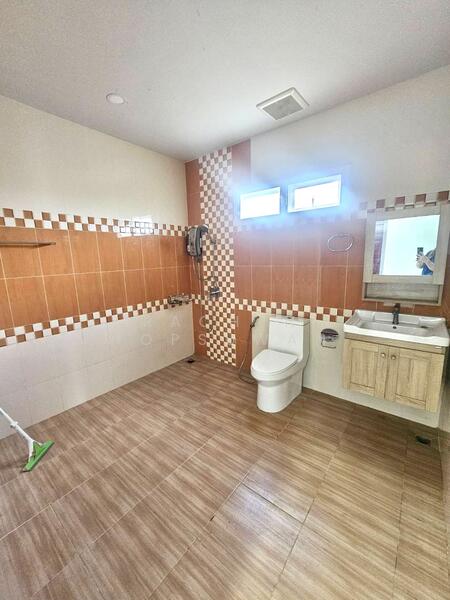 2-storey detached house with land, Ban Phru, for sale 5.5 million baht, Songkhla, Ban Phru, Hat Yai, Songkhla, 4 Bedrooms, 800 sqm, Single Detached House For Sale, by Rachen Nopsuwan, 11850617 - DDproperty.com