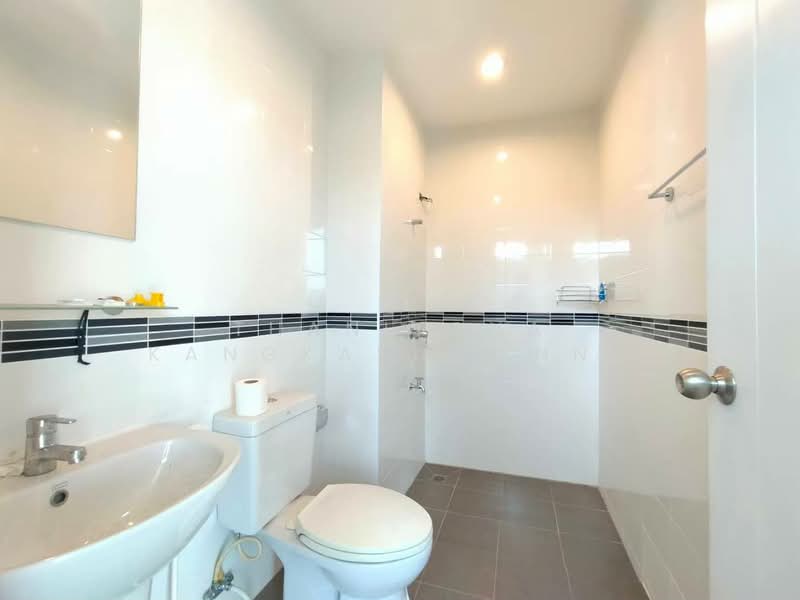 Mind Hof Romklao-Suvarnabhum, Bangkok, ถนนร่มเกล้า, Khlong Song Ton Nun, Lat Krabang, Bangkok, 3 Bedrooms, 195 sqm, Townhouse For Rent, by Thanitcha Kangkasuwanno, 11850649 - DDproperty.com