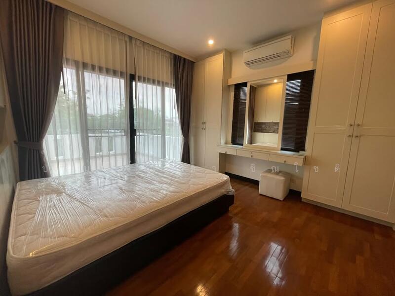 House Ratchada 32, Bangkok, Chan Kasem, Chatuchak, Bangkok, 4 Bedrooms, 450 sqm, Single Detached House For Rent, by ปรินทร์ญาดา ชิณโชติ, 11850831 - DDproperty.com
