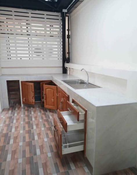 The Centro Sukhumvit 113, Samut Prakan, Sukhumvit Road 113, Samrong Nua, Muang Samut Prakarn, Samut Prakan, 3 Bedrooms, 180 sqm, Single Detached House For Rent, by Nalinee Chansiricharoen, 11851284 - DDproperty.com