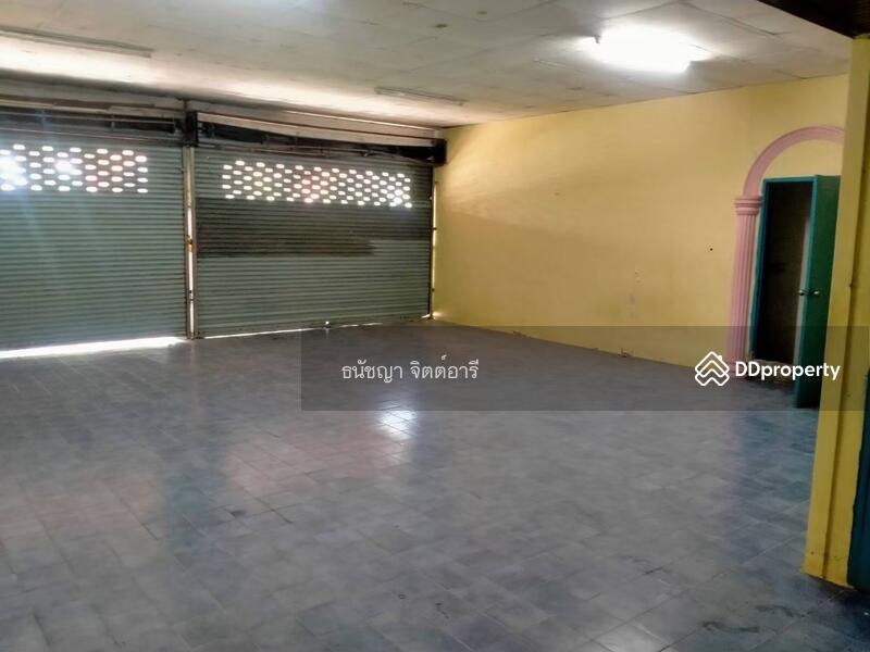 For Rent - Detached house located on the main road 3138 (Ban Bueng–Klaeng route), near the F&D Factory., Chon Buri