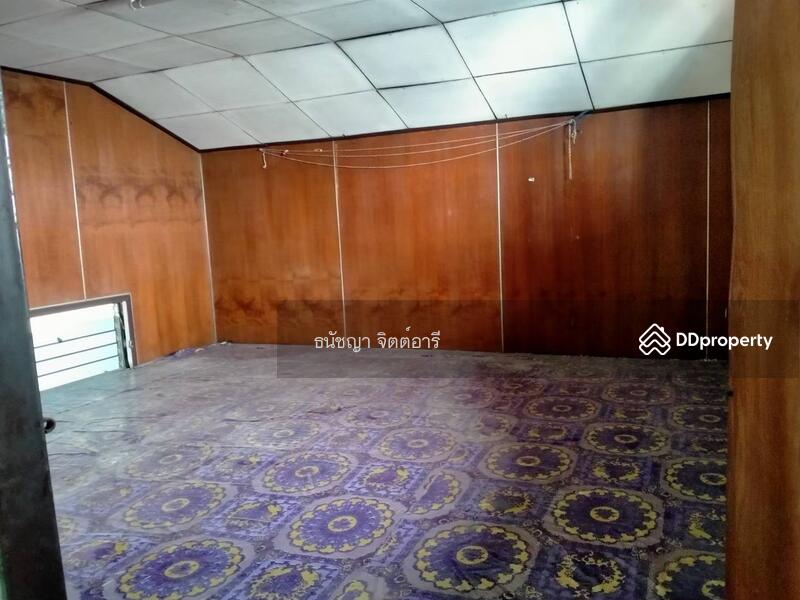 For Rent - Detached house located on the main road 3138 (Ban Bueng–Klaeng route), near the F&D Factory., Chon Buri