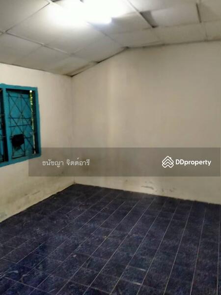 For Rent - Detached house located on the main road 3138 (Ban Bueng–Klaeng route), near the F&D Factory., Chon Buri