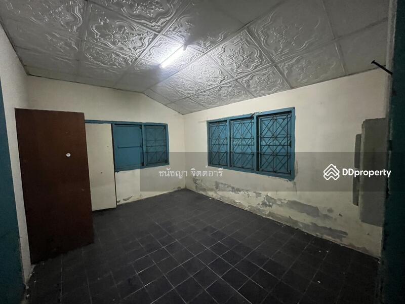For Rent - Detached house located on the main road 3138 (Ban Bueng–Klaeng route), near the F&D Factory., Chon Buri