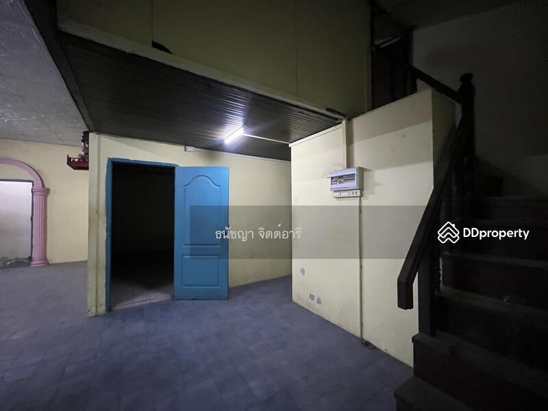 For Rent - Detached house located on the main road 3138 (Ban Bueng–Klaeng route), near the F&D Factory., Chon Buri
