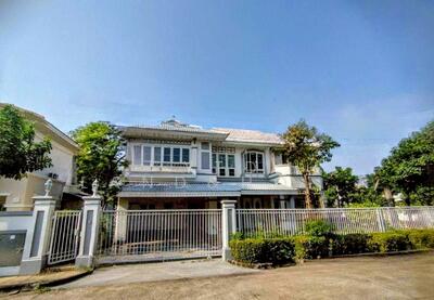 ขาย - Maneeya Masterpiece Rattanathibet : มณียา มาสเตอร์พีซ รัตนาธิเบศร์, นนทบุรี