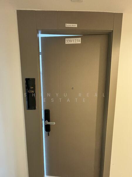 Life Asoke Hype, Bangkok, 339 Chaturathit Rd, Makkasan, Ratchathewi, Bangkok, 1 Bedroom, 31 sqm, Condo For Sale, by Shinyu Real Estate, 11852266 - DDproperty.com