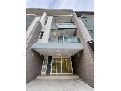 ขาย - Town Avenue Srinagarindra : ทาวน์ อเวนิว ศรีนครินทร์, กรุงเทพ