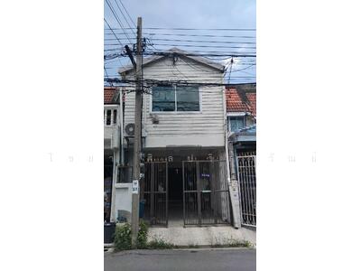 ขาย - ขายทาวน์เฮ้าส์ ม.ดอนเมืองวิลล่า เนื้อที่ 20 ตรว. #ทำเลดี #ต่อเติมเต็ม ราคา 2.25 ลบ. พื้นที่ภายในมาก, กรุงเทพ