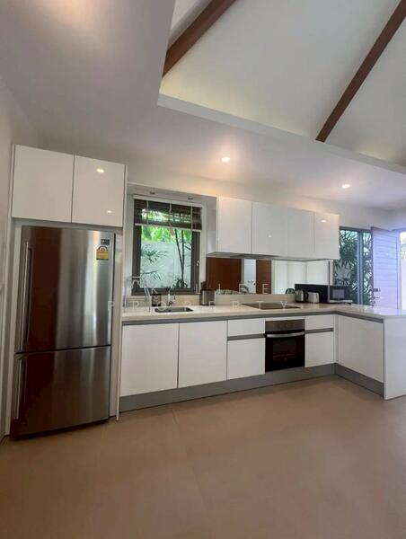 7R0894 Pool villa for rent 4 bedroom 3 bathroom 120,000/month at rawai have fully furnished, ภูเก็ต, ราไวย์, เมืองภูเก็ต, ภูเก็ต, 200 ตร.ม., วิลล่า ให้เช่า, โดย PK LIFE Property, 11853720 - DDproperty.com