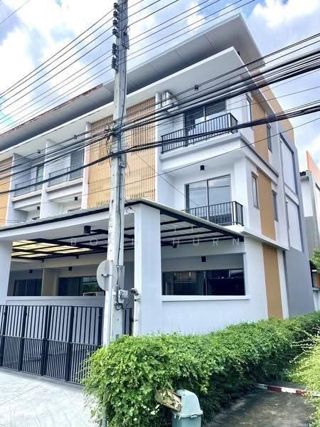 Townhouse, Eco Space Kaset-Nawamin, Prasertmanukit Road, Nawamin, Bangkok