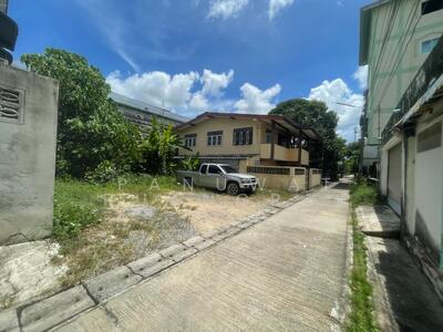 ขาย - ซอยเพิ่มสุข ติดโรบินสัน โอเชี่ยน เมืองนครศรีธรรมราช, นครศรีธรรมราช