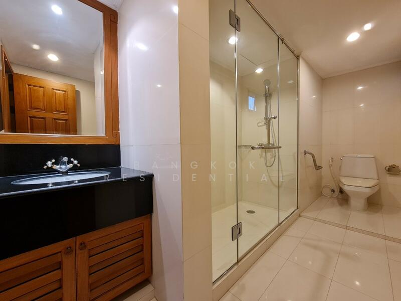Centre Point Residence Phromphong : เซ็นเตอร์พ้อยท์ เรสซิเด้นซ์ พร้อมพงษ์, กรุงเทพ, ซ.สุขุมวิท39, คลองตันเหนือ, วัฒนา, กรุงเทพ, 265 ตร.ม., คอนโด ให้เช่า, โดย Bangkok Residential, 11854378 - DDproperty.com