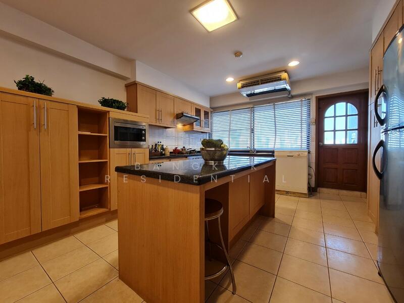 Centre Point Residence Phromphong : เซ็นเตอร์พ้อยท์ เรสซิเด้นซ์ พร้อมพงษ์, กรุงเทพ, ซ.สุขุมวิท39, คลองตันเหนือ, วัฒนา, กรุงเทพ, 325 ตร.ม., คอนโด ให้เช่า, โดย Bangkok Residential, 11854418 - DDproperty.com