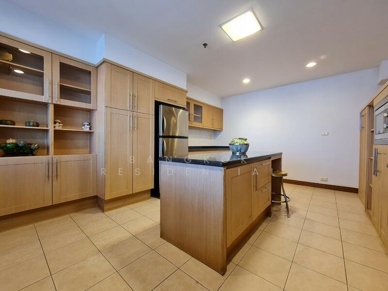 Centre Point Residence Phromphong : เซ็นเตอร์พ้อยท์ เรสซิเด้นซ์ พร้อมพงษ์, กรุงเทพ, ซ.สุขุมวิท39, คลองตันเหนือ, วัฒนา, กรุงเทพ, 325 ตร.ม., คอนโด ให้เช่า, โดย Bangkok Residential, 11854418 - DDproperty.com