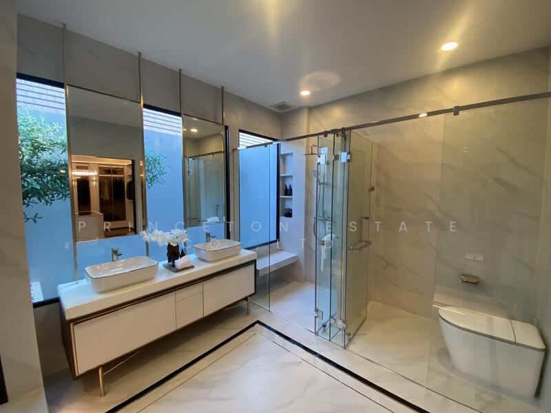 Nantawan Pool Villa Rama 9 New Krungthep Kreetha, Bangkok, Saphan Sung, Saphan Sung, Bangkok, 5 Bedrooms, 816 sqm, Single Detached House For Sale, by Princeton Estate Co.,Ltd., 11854499 - DDproperty.com