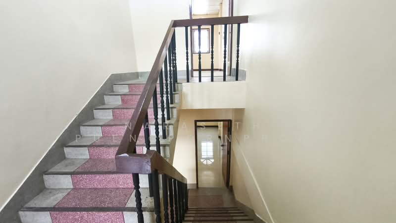 TownHome-3Storey-ForRent-At-Charunsanitwong8, กรุงเทพ, วัดท่าพระ, บางกอกใหญ่, กรุงเทพ, 280 ตร.ม., ทาวน์เฮ้าส์ ให้เช่า, โดย Naraseth Puengpornprom, 11855107 - DDproperty.com