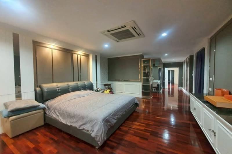 บ้านเดี่ยว หมู่บ้าน แกรนด์คาแนล ดอนเมือง หลังมุม เนื้อที่ 139.6 ตรว. แขวงสีกัน เขตดอนเมือง, Bangkok, Si Khan, Don Mueang, Bangkok, 3 Bedrooms, 558 sqm, Single Detached House For Sale, by ชนะชาติ นนท์ตา, 11855244 - DDproperty.com