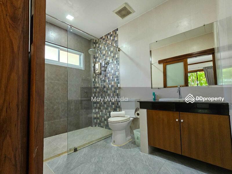 ให้เช่า - 4 Bedroom Thai-Style Villa with Private Pool in Kamala Mount, ภูเก็ต