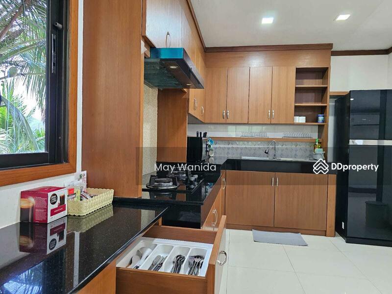 ให้เช่า - 4 Bedroom Thai-Style Villa with Private Pool in Kamala Mount, ภูเก็ต