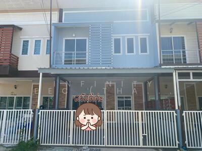 ขาย - (In2) ขายทาวน์เฮ้าส์บ้านแฝด ทำเลดี รีโนเวทใหม่ ใกล้แหล่งชุมชน บ้านสวย หมู่บ้านสายใย ศรีราชา, ชลบุรี
