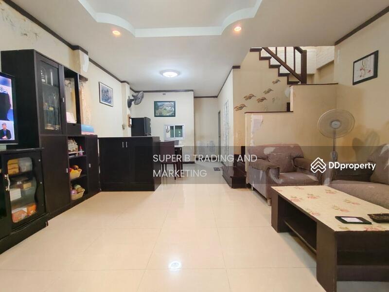 ขาย - ขาย บ้านแฝด 30 ตร.ว. หมู่บ้านพล, กรุงเทพ