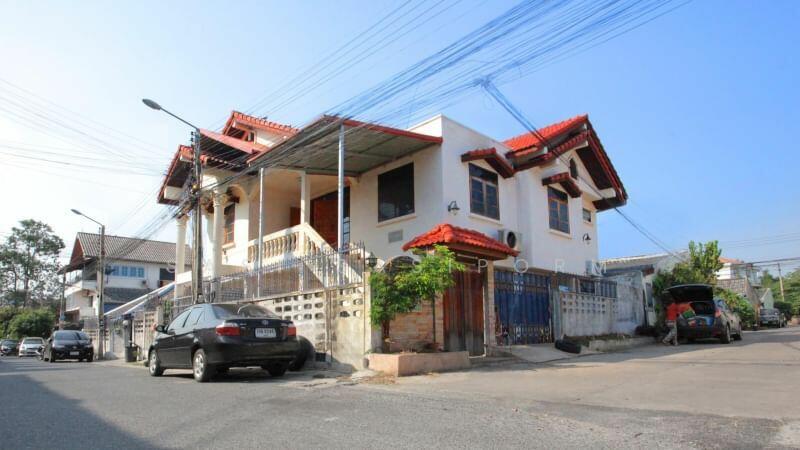 For Sale - House 4 bedroom in center of pattaya, Chon Buri (Pattaya)