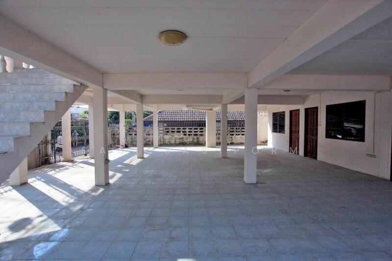 For Sale - House 4 bedroom in center of pattaya, Chon Buri (Pattaya)