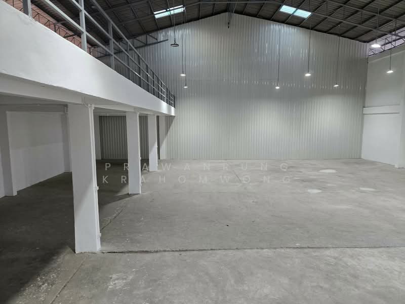 ห้เช่าโรงงาน/โกดัง พร้อมออฟฟิศ พื้นที่โกดังขนาด 865,1680 ตารางเมตร อ้อมน้อย กระทุ่มแบน สมุทรสาคร, สมุทรสาคร, อ้อมน้อย, กระทุ่มแบน, สมุทรสาคร, 865 ตร.ม., โกดัง-โรงงาน ให้เช่า, โดย PRAWANRUNG KRAHOMWONG, 11857614 - DDproperty.com