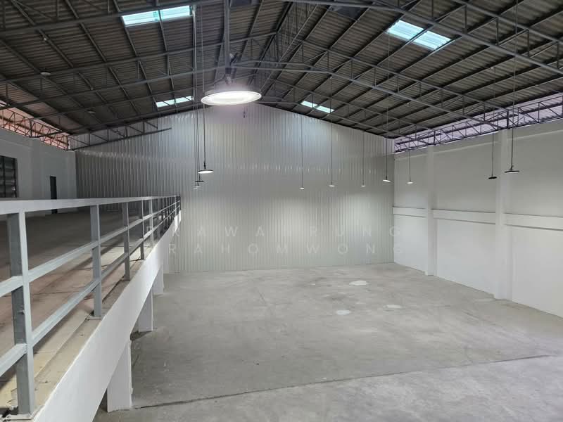 ห้เช่าโรงงาน/โกดัง พร้อมออฟฟิศ พื้นที่โกดังขนาด 865,1680 ตารางเมตร อ้อมน้อย กระทุ่มแบน สมุทรสาคร, Samut Sakhon, Om Noi, Krathum Baen, Samut Sakhon, , 865 sqm, Warehouse/Factory For Rent, by PRAWANRUNG KRAHOMWONG, 11857614 - DDproperty.com