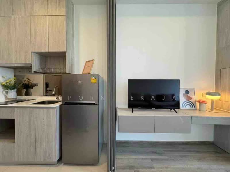 Miti Chiva Kaset Station, Bangkok, Prasert Manukit Road, Sena Nikhom, Chatuchak, Bangkok, Studio, 23 sqm, Condo For Rent, by Supaporn Sekajarn, 11857749 - DDproperty.com