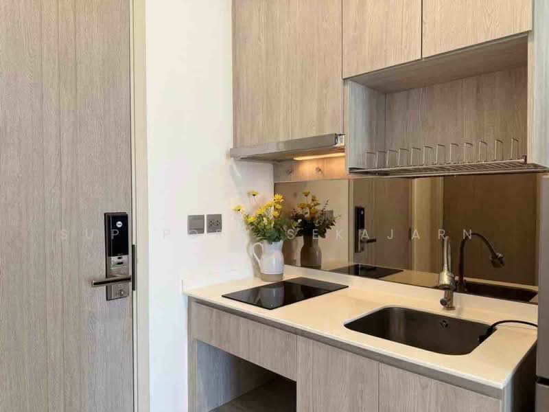 Miti Chiva Kaset Station, Bangkok, Prasert Manukit Road, Sena Nikhom, Chatuchak, Bangkok, Studio, 23 sqm, Condo For Rent, by Supaporn Sekajarn, 11857749 - DDproperty.com