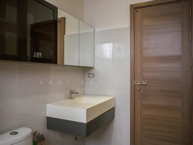 For Sale - Palm Lakeside Villas, Chon Buri (Pattaya)