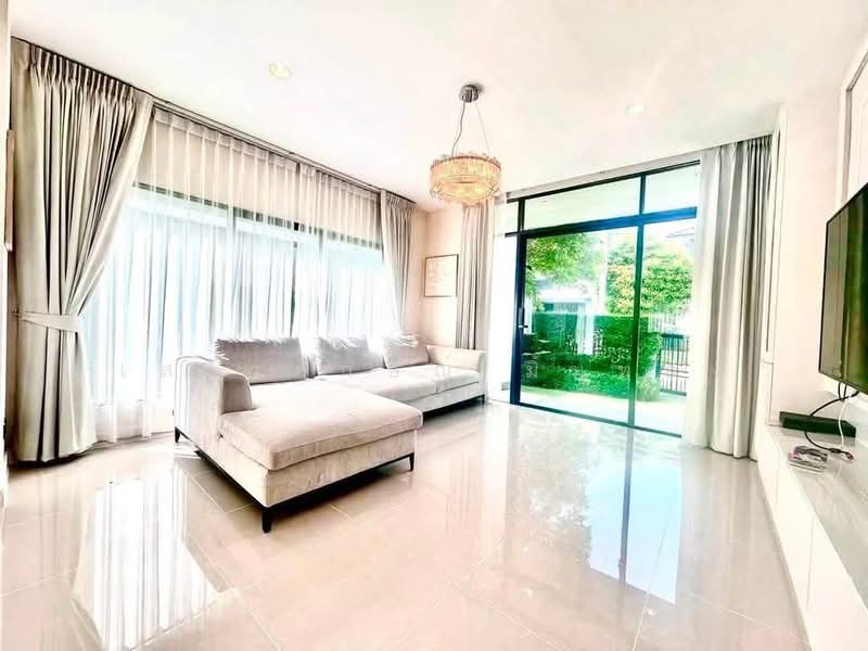Setthasiri Krungthep Kreetha, Bangkok, Krungthep Kreetha Road, Hua Mak, Bang Kapi, Bangkok, 4 Bedrooms, 250 sqm, Single Detached House For Rent, by เสาวลักษณ์ มิ้มทอง, 11858297 - DDproperty.com