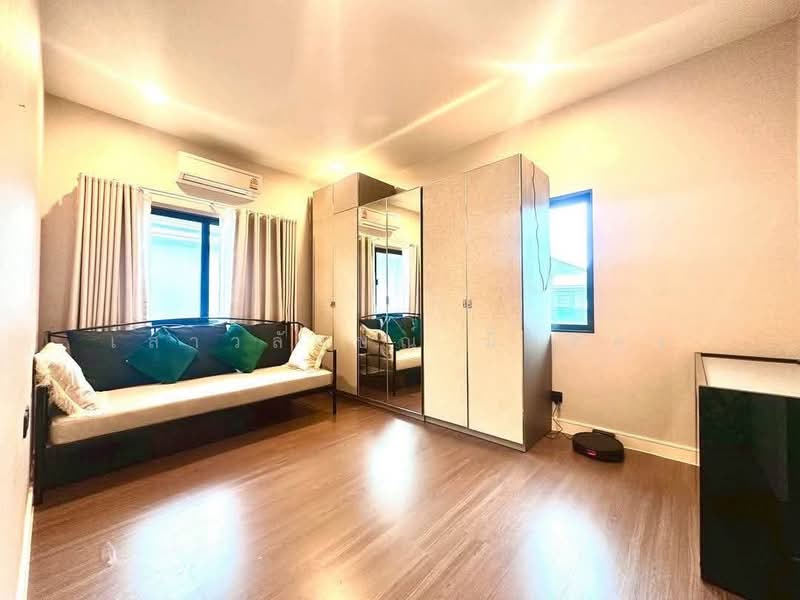 Setthasiri Krungthep Kreetha, Bangkok, Krungthep Kreetha Road, Hua Mak, Bang Kapi, Bangkok, 4 Bedrooms, 250 sqm, Single Detached House For Rent, by เสาวลักษณ์ มิ้มทอง, 11858297 - DDproperty.com