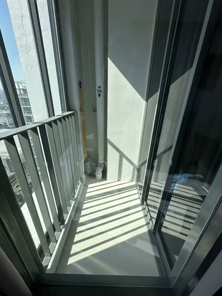 IDEO MOBI Sukhumvit 81, Bangkok, 2097 Sukhumvit Road, Bang Chak, Phra Khanong, Bangkok, 1 Bedroom, 44 sqm, Condo For Rent, by พชร ชาญศิริ, 11858785 - DDproperty.com