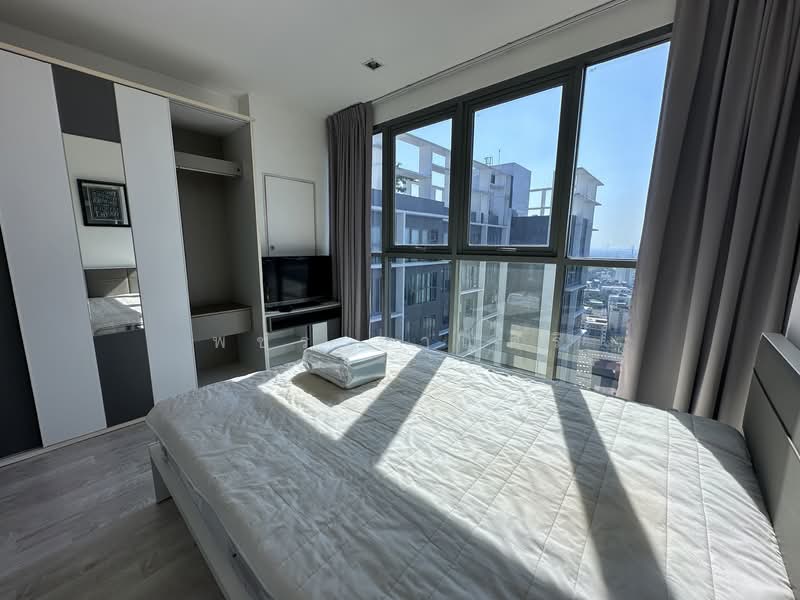 IDEO MOBI Sukhumvit 81, Bangkok, 2097 Sukhumvit Road, Bang Chak, Phra Khanong, Bangkok, 1 Bedroom, 44 sqm, Condo For Rent, by พชร ชาญศิริ, 11858785 - DDproperty.com