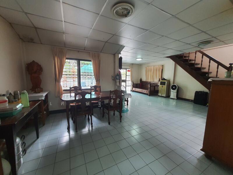 หมู่บ้านเกษมทรัพย์, Pathum Thani, Khu Khot, Lam Luk Ka, Pathum Thani, 2 Bedrooms, 98 sqm, Townhouse For Sale, by ศรัณยา เศรษฐ์สันติพงศ์, 11859320 - DDproperty.com