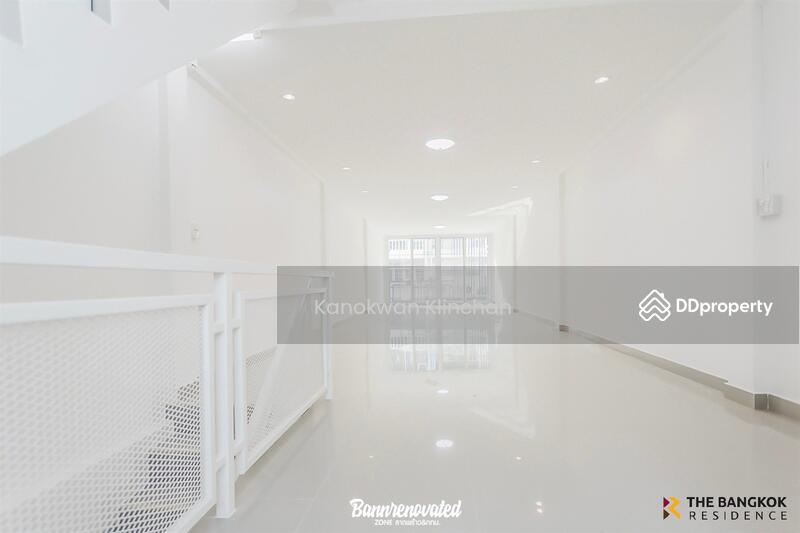 For Sale - Shophouse Area Lat Phrao, Bangkok
