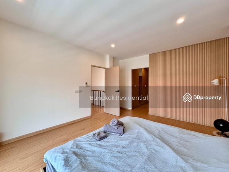 For Sale - Detached House, Bangkok