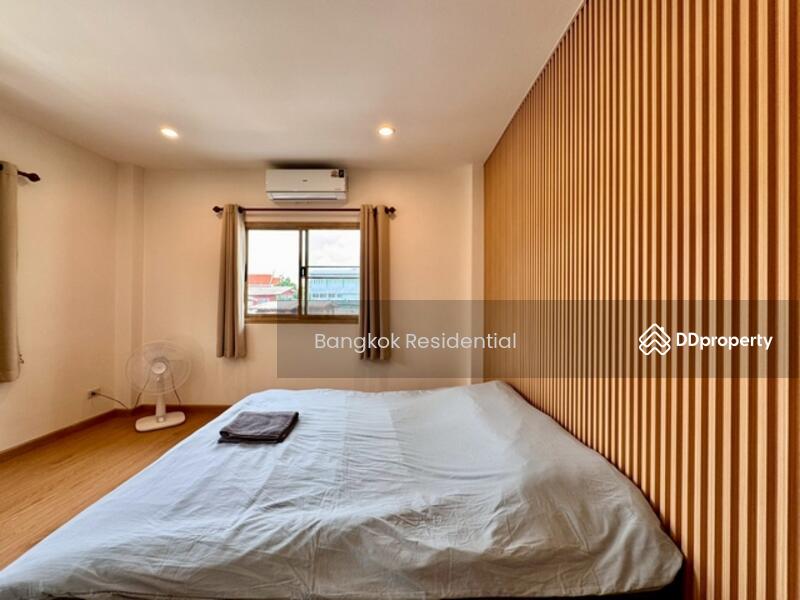 For Sale - Detached House, Bangkok