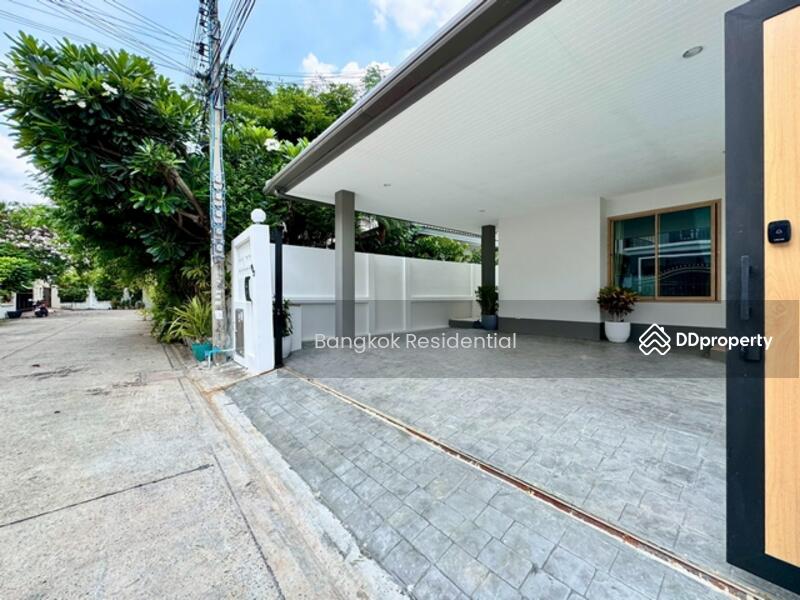 For Sale - Detached House, Bangkok