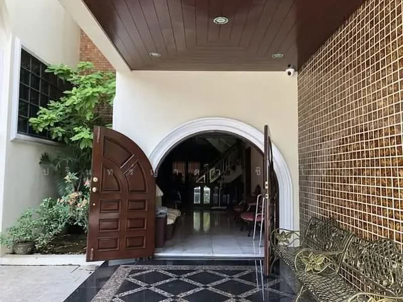 บ้านเดี่ยว สาทร ( สวนพลู ), กรุงเทพ, ทุ่งมหาเมฆ, สาทร, กรุงเทพ, 800 ตร.ม., บ้านเดี่ยว ให้เช่า, โดย ปรินทร์ญาดา ชิณโชติ, 11859774 - DDproperty.com
