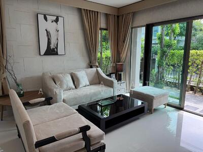 ขาย - The Plant Estique Pattanakarn 38 : เดอะ แพลนท์ เอสทีค พัฒนาการ 38, กรุงเทพ