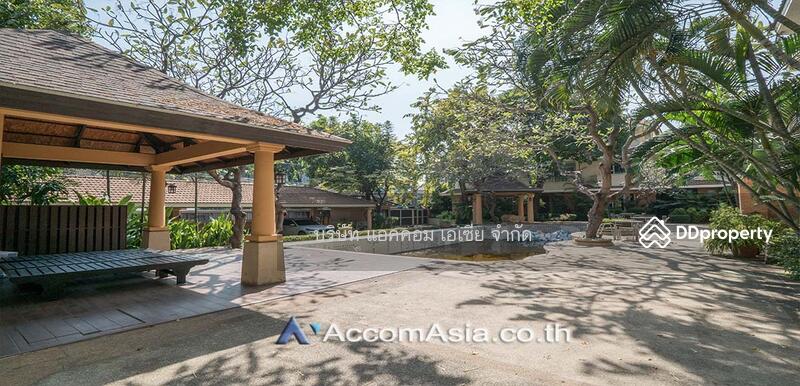 For Rent - 4 Bedrooms House for Rent in New Phetchaburi, Bangkok at House in compound (AA27418), Bangkok